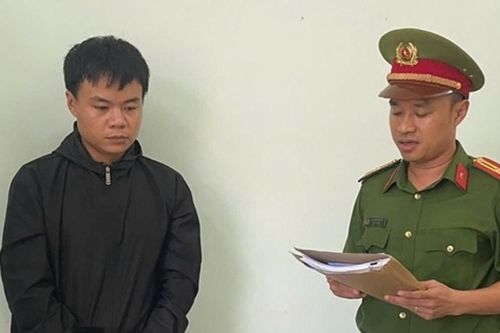 Nam thanh niên huy động vốn của người thân để 'nướng' tiền tỷ vào những canh bạc qua mạng