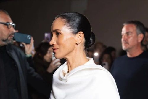 Chuyến đi Pháp tai tiếng của Meghan Markle