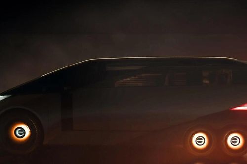 Lexus hé lộ mẫu xe 6 bánh hoàn toàn mới