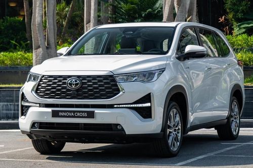 5 mẫu xe hybrid được người Việt mua nhiều nhất 9 tháng đầu năm 2025