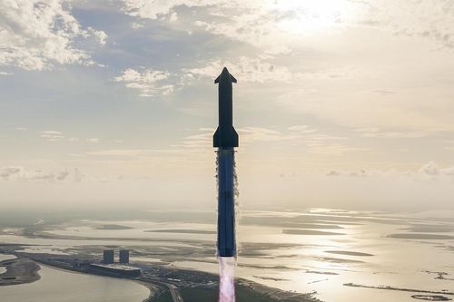 SpaceX phóng tên lửa lớn nhất lịch sử lên vũ trụ: Bước tiến vượt bậc chinh phục sao Hỏa
