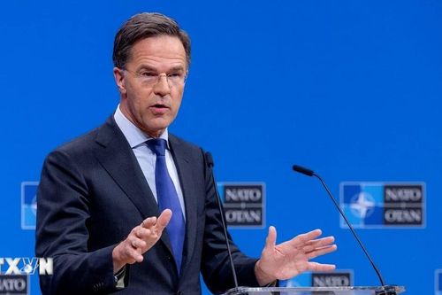 NATO hối thúc các nước thành viên tăng ngân sách quốc phòng