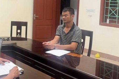 Khởi tố đối tượng đánh nhân viên xe bus, bắt quỳ gối giữa đường do mâu thuẫn vận chuyển hàng hóa