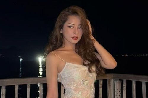 Chi Pu diện váy hai dây xuyên thấu, gây 'bỏng mắt' với chi tiết táo bạo khó rời mắt