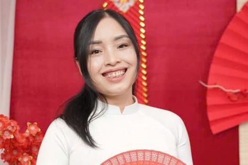 Nữ bệnh nhân 5 năm chống chọi ung thư tham gia giải chạy 'Vì môi trường không khói thuốc'