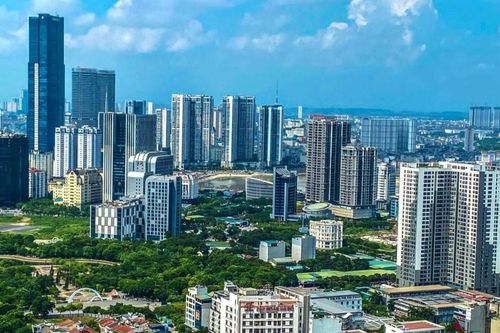 Chung cư Hà Nội lập đỉnh mới, giấc mơ 'an cư' của người dân ngày càng xa vời
