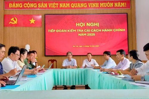 Kiểm tra công tác cải cách hành chính tại hai xã Tân Hội, Tân Hiệp