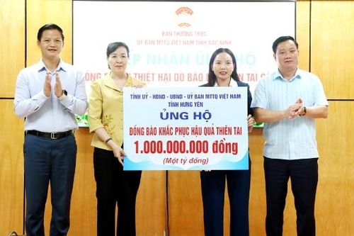 Tỉnh Hưng Yên trao 1 tỷ đồng hỗ trợ Nhân dân Bắc Ninh khắc phục thiệt hại do bão lũ