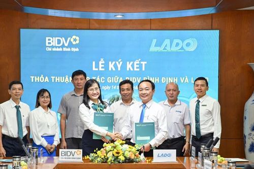 Ký kết hợp tác triển khai chương trình cấp tín dụng, dịch vụ ngân hàng