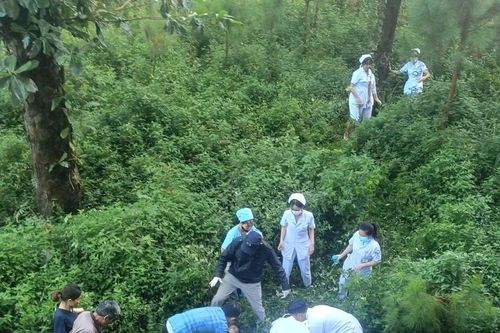 Bệnh nhân nhảy từ lầu 3 Bệnh viện II Lâm Đồng, may mắn thoát chết