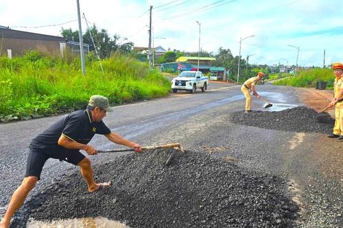 Bao giờ khắc phục đường tránh Gia Nghĩa xuống cấp?