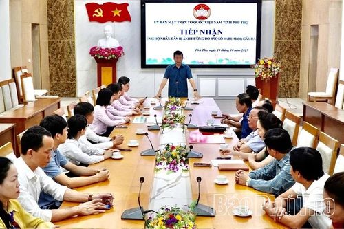 Tiếp nhận, ủng hộ khắc phục hậu quả sau mưa bão