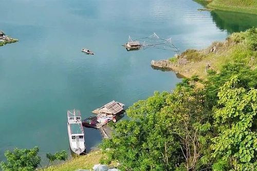 Xoan Retreat – Nơi trải nghiệm đầy cảm xúc trên hồ Hòa Bình