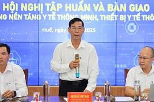 Tập huấn và bàn giao nền tảng, thiết bị y tế thông minh