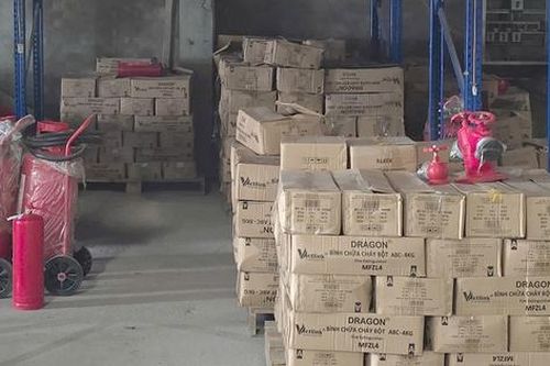 Công an Hà Nội phá vụ án lớn liên quan những bình chữa cháy không dập được lửa