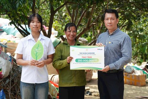 Sunshine Group tiếp tục lan tỏa hành trình 'chạm tới trái tim' tại Phú Thọ & Đồng Tháp cùng Cặp lá yêu thương