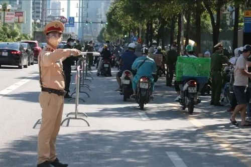 Hà Nội xử lý 'điểm đen' tiềm ẩn tai nạn giao thông