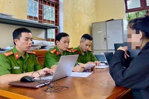 Nhiều giờ đấu trí căng thẳng, cảnh sát giải cứu thành công cô gái trẻ bị lừa bán qua Campuchia