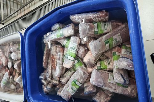 Bơm tinh chất biến thịt trâu thành thịt bò Wagyu bán 600 nghìn đồng/kg