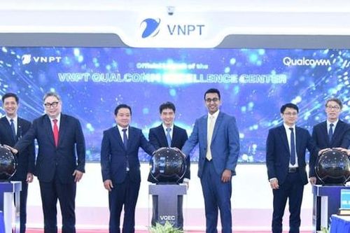 Ra mắt Trung tâm Xuất sắc VNPT – Qualcomm (VQEC)