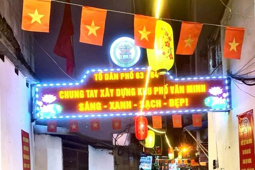 'Ngõ nhỏ sáng đèn'