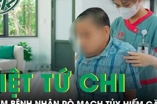 Nam bệnh nhân liệt tứ chi do rò mạch tủy hiếm gặp trên nền vẹo cột sống