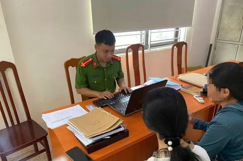 'Bắt cóc online' gia tăng, Sở GD-ĐT TP.HCM gửi tin khẩn
