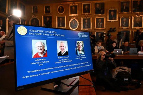 Công nghệ đằng sau thiết bị điện tử đoạt giải Nobel Vật lý 2025