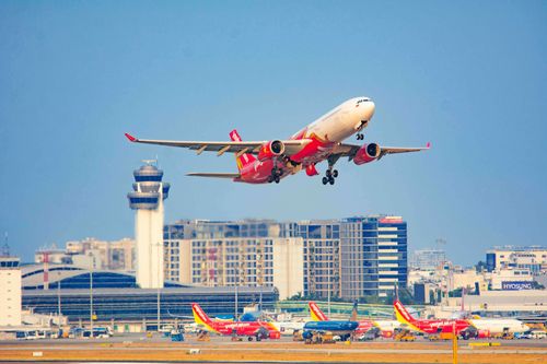 Cổ phiếu Vietjet tăng trần 3 phiên liên tiếp