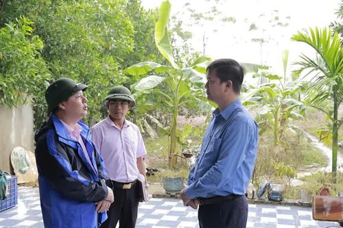 Ngân hàng Chính sách xã hội Hà Nội đồng hành cùng người dân vùng lũ