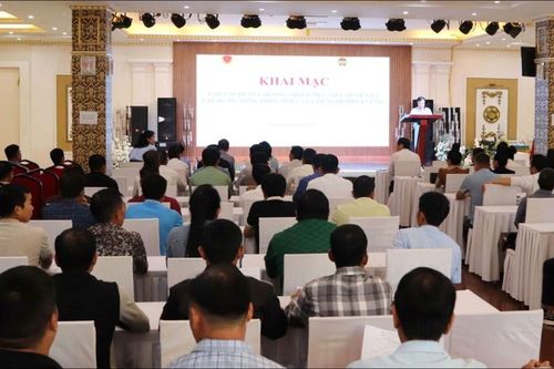 Nâng cao kiến thức, kỹ năng về xây dựng nông thôn mới và giảm nghèo bền vững
