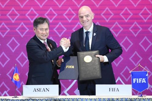Đẩy mạnh hợp tác phát triển toàn diện giữa ASEAN và FIFA