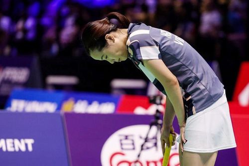 'Hoa khôi' cầu lông Nguyễn Thùy Linh đối mặt nguy cơ văng khỏi top 20 thế giới