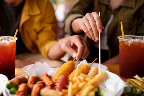 Rối loạn ăn uống không chỉ là vấn đề tâm lý