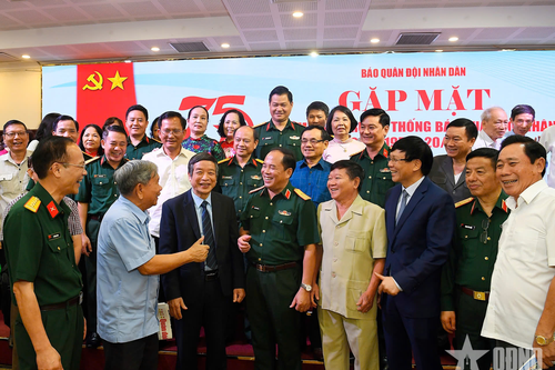 75 năm truyền thống Báo Quân đội nhân dân: Nhà báo - chiến sĩ tay bút - tay súng, viết tiếp truyền thống, dựng xây tương lai
