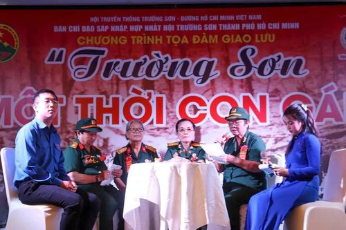 Gặp mặt những nữ chiến sĩ Trường Sơn năm xưa