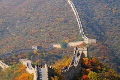 Vạn Lý Trường Thành vào thu góc ngắm lá đỏ 'triệu view' không thể bỏ lỡ