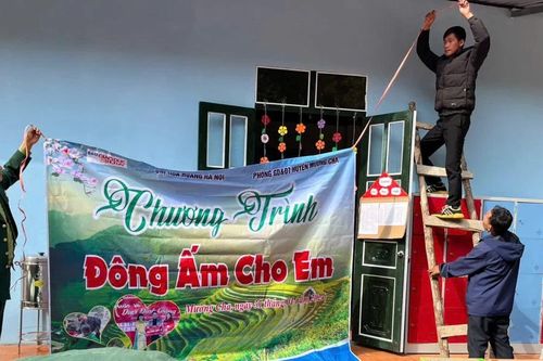 Mường Pồn nỗ lực xóa mù chữ và nâng cao dân trí