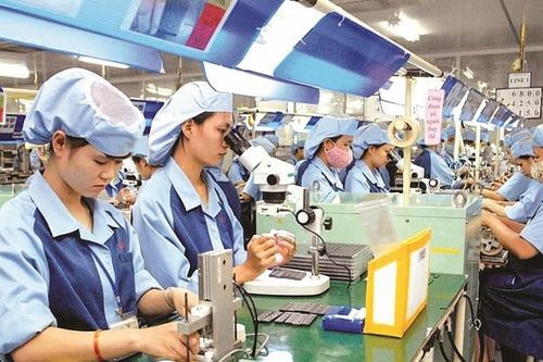 Bộ Công Thương thúc đẩy sản xuất thông minh và chuyển đổi số đến năm 2035