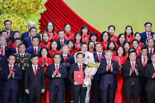 Lãnh đạo TPHCM nhiệm kỳ mới: Dày dạn kinh nghiệm với 3 ủy viên Trung ương