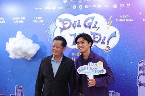 'Đợi Gì, Mơ Đi!': Có bao giờ là quá muộn để người trẻ bắt đầu?