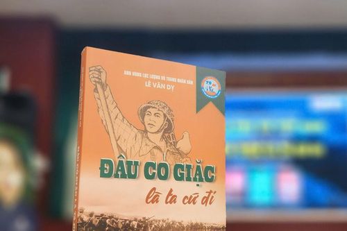 Ra mắt hồi ký của Anh hùng liệt sĩ Lê Văn Dỵ