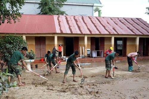Nỗ lực để học sinh vùng lũ Lạng Sơn sớm trở lại trường học