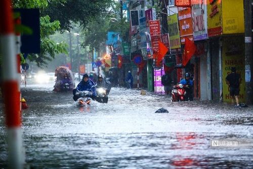 Công ty Thoát nước Hà Nội: Túi tiền nghìn tỷ đồng và 'cơn khát' hệ thống thoát nước