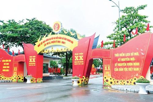 Vững tin dưới ngọn cờ vinh quang của Đảng