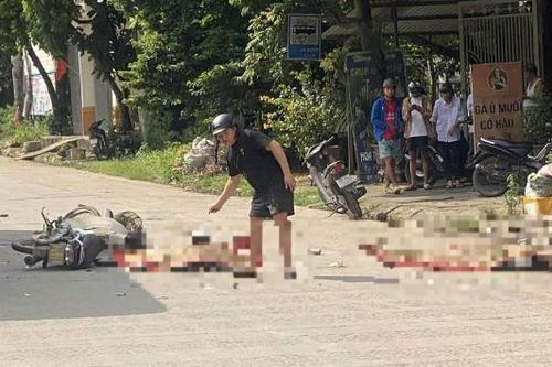 Bắc Ninh: Va chạm với ô tô khách, hai người đi xe máy tử vong