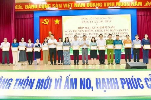 Khắp nơi trong tỉnh ngày 15-10-2025