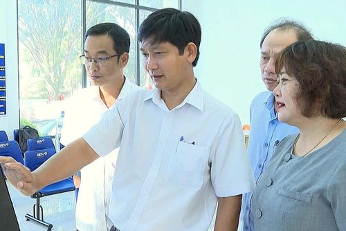Khảo sát hoạt động của Trung tâm Phục vụ hành chính công phường Pleiku và xã Biển Hồ