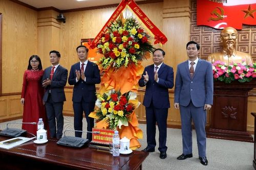 Gặp mặt kỷ niệm 95 năm Ngày truyền thống ngành Tuyên giáo và Dân vận của Đảng