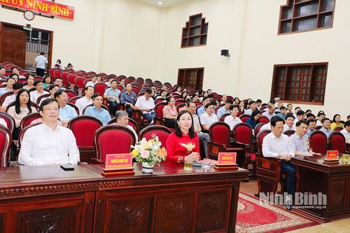 Thường trực Tỉnh ủy tổ chức gặp mặt các cơ quan chuyên trách tham mưu, giúp việc Tỉnh ủy